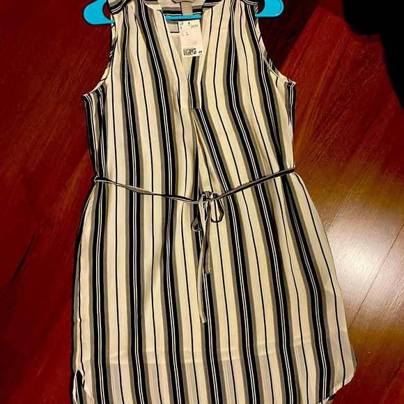 ❤️NWT BLACK & WHITE DRESS❤️ - Picture 1 of 7